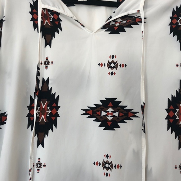Aztec Top - Picture 3 of 3